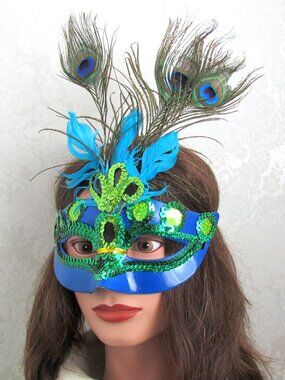 FESTIVAL MASK, CARNIVALE, MASQUERADE, MARDI GRAS SEQUINS, PEACOCK FEATHERS